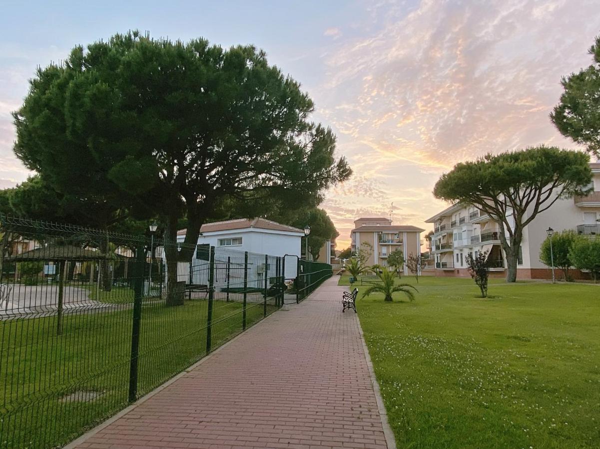 Apartamento De 3 Habitaciones, Zona Muy Tranquila A Unos Minutos De La Playa Mazagón Exteriör bild